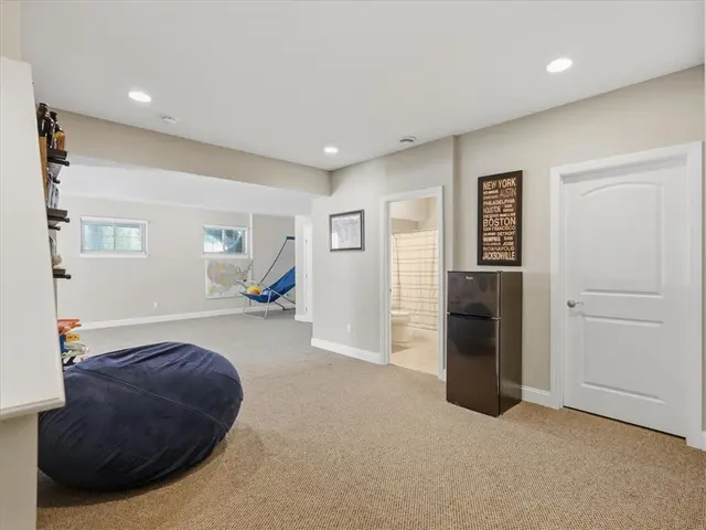 1337 Woodhill Dr Ext gallery image 24