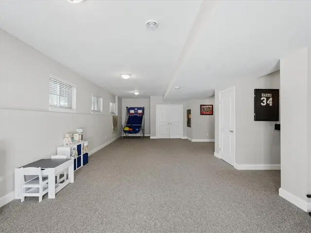 1337 Woodhill Dr Ext gallery image 26