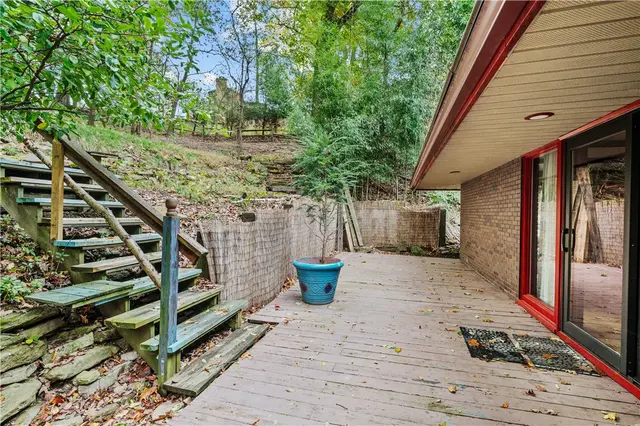 135 Berwyn Rd gallery image 18