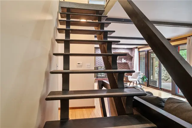135 Berwyn Rd gallery image 29