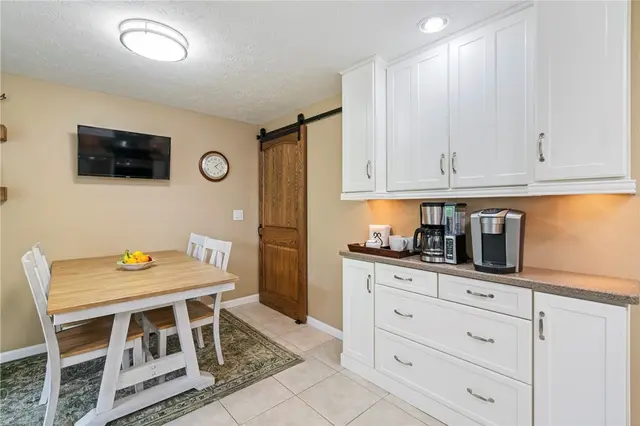 135 Fox Run Rd gallery image 6