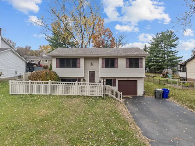 136 Chowning Ct gallery image 17