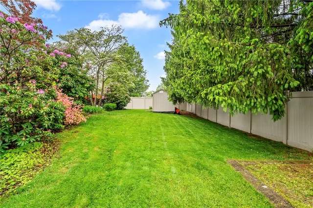 136 Kenney Drive gallery image 12
