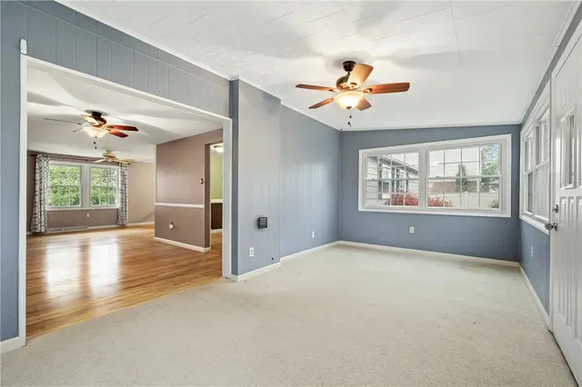 136 Kenney Drive gallery image 14