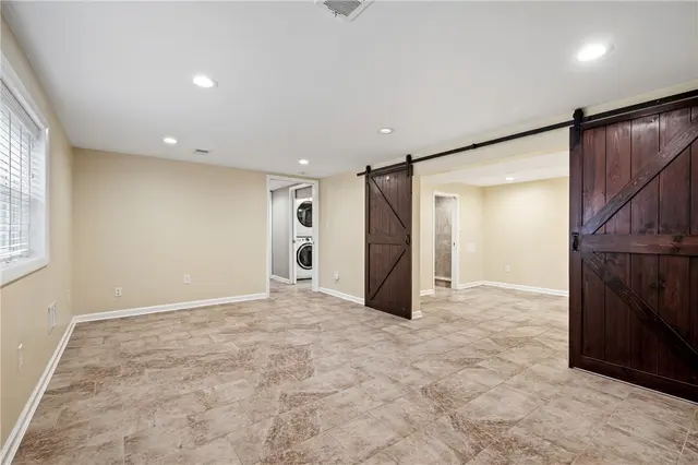 136 Kenney Drive gallery image 21