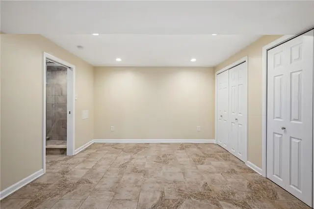 136 Kenney Drive gallery image 23