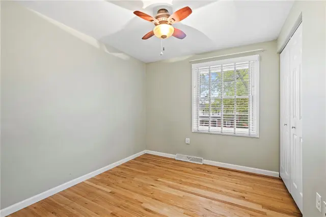 136 Kenney Drive gallery image 30