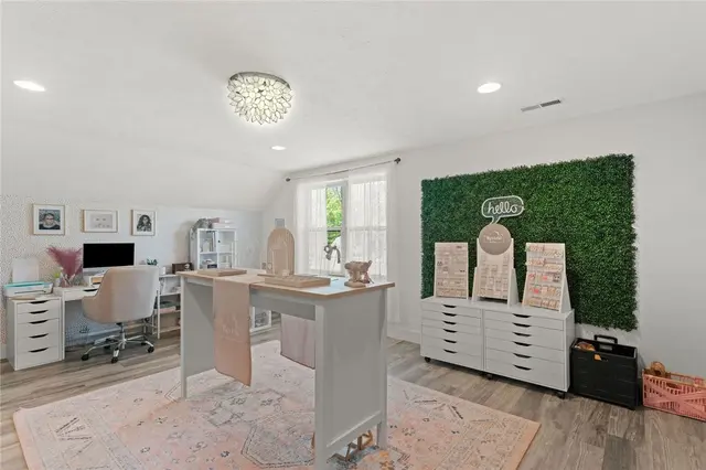136 Morningside Dr gallery image 48