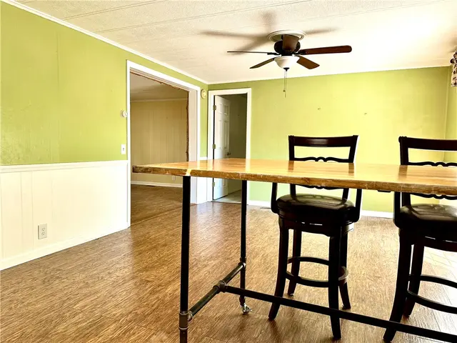136 York Rd gallery image 15