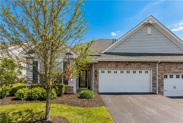 137 Freedom Ln gallery image 2