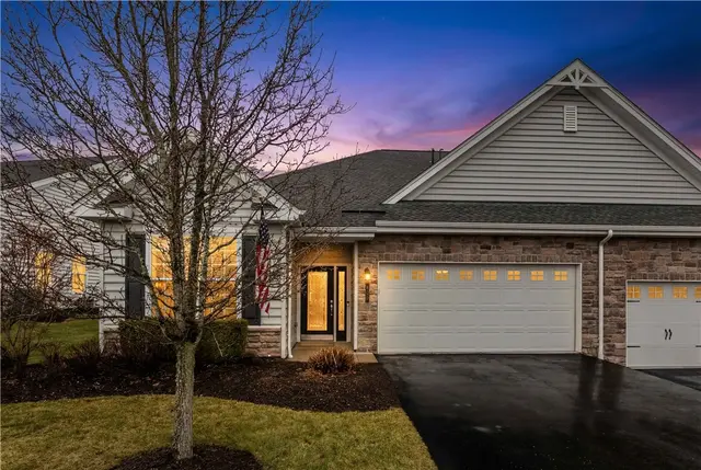 137 Freedom Ln gallery image 11