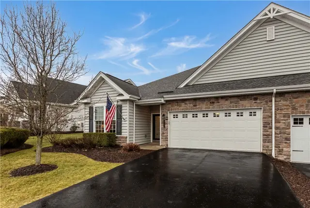 137 Freedom Ln gallery image 13