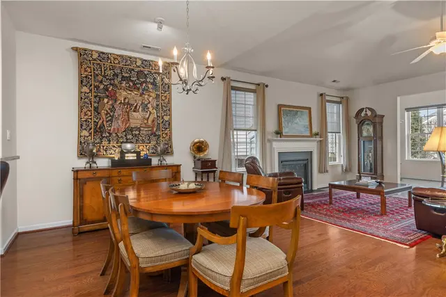 137 Freedom Ln gallery image 16