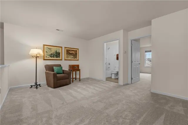 137 Freedom Ln gallery image 28