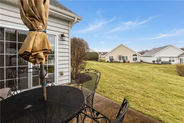 137 Freedom Ln gallery image 36