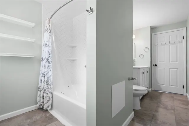137 Mcdonald Dr gallery image 15