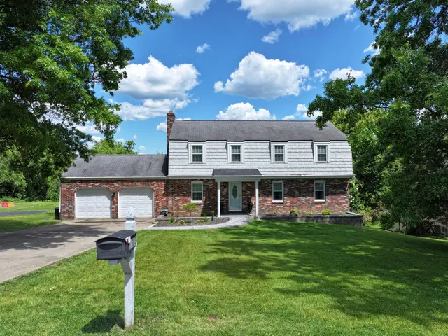1373 Magee ROAD gallery image 49