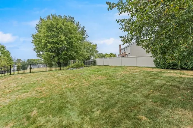 138 Village Drive gallery image 9