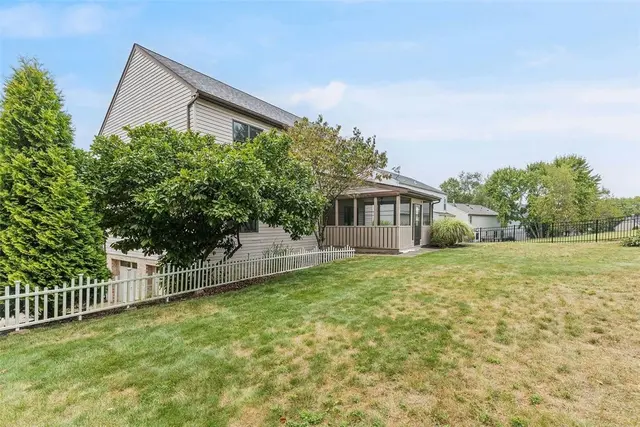 138 Village Drive gallery image 31