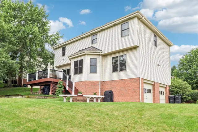 1386 Royal Oak Drive gallery image 11