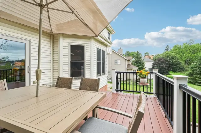 1386 Royal Oak Drive gallery image 23