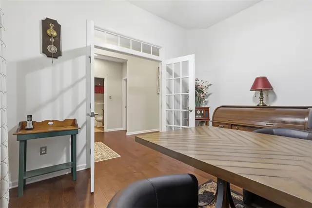 139 Olivia Avenue gallery image 8