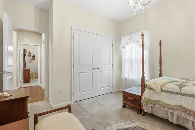139 Olivia Avenue gallery image 28