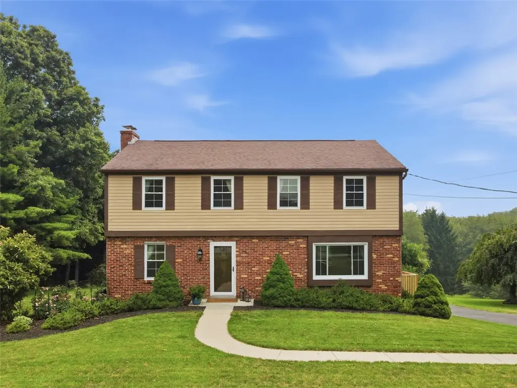 1391 Magee Rd