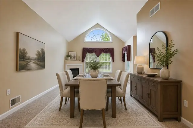 140 Canter Ln gallery image 7