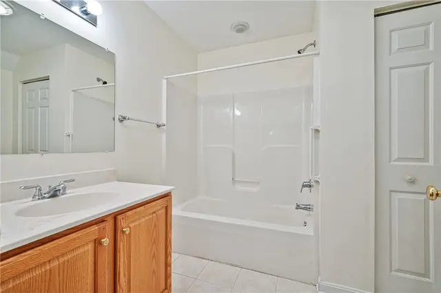 140 Canter Ln gallery image 17