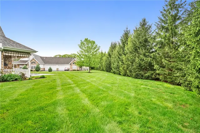 140 Canter Ln gallery image 23