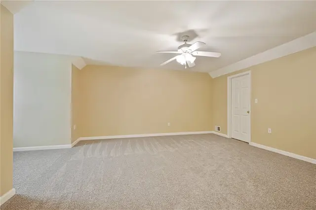 140 Canter Ln gallery image 30