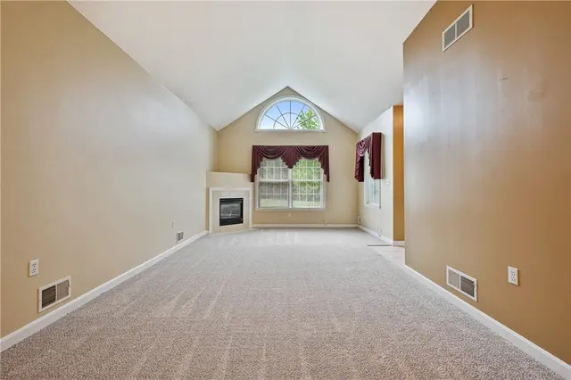 140 Canter Ln gallery image 31