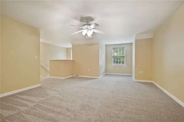 140 Canter Ln gallery image 32