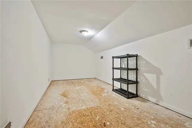 140 Canter Ln gallery image 43
