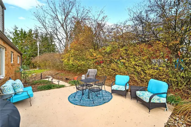 140 McKinney Rd gallery image 2