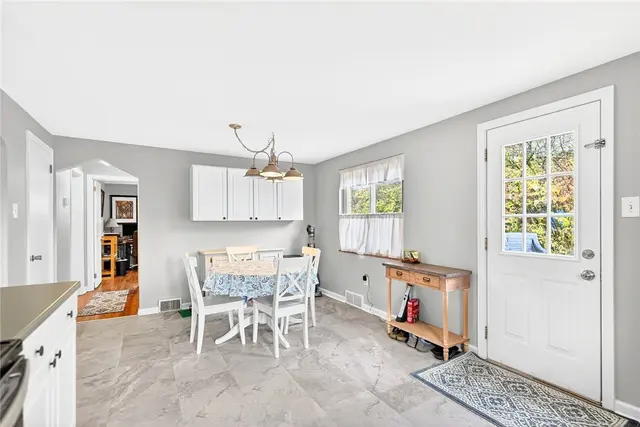 140 McKinney Rd gallery image 8