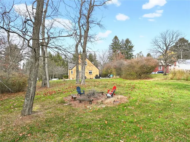 140 McKinney Rd gallery image 14