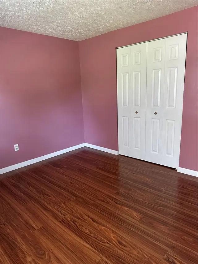 1400 Ivywood Dr gallery image 10