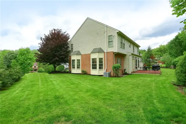 1403 Field Club Ct gallery image 10