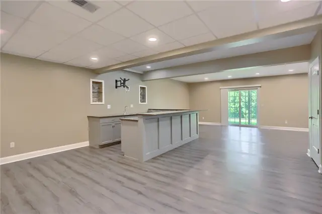 1403 Torrey Pine Drive gallery image 4