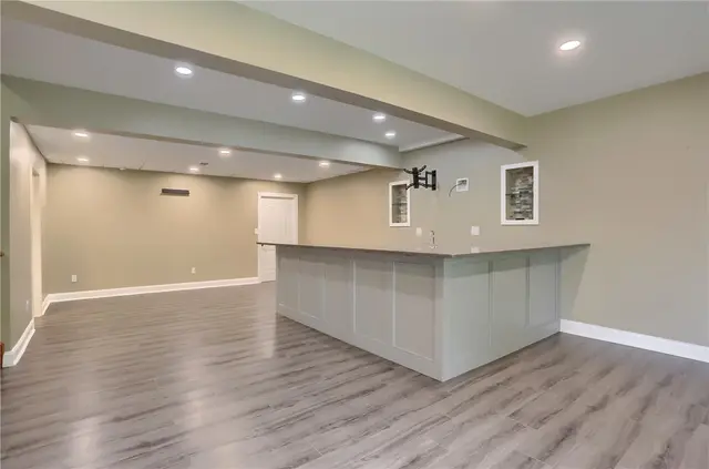 1403 Torrey Pine Drive gallery image 8