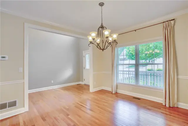 1403 Torrey Pine Drive gallery image 9