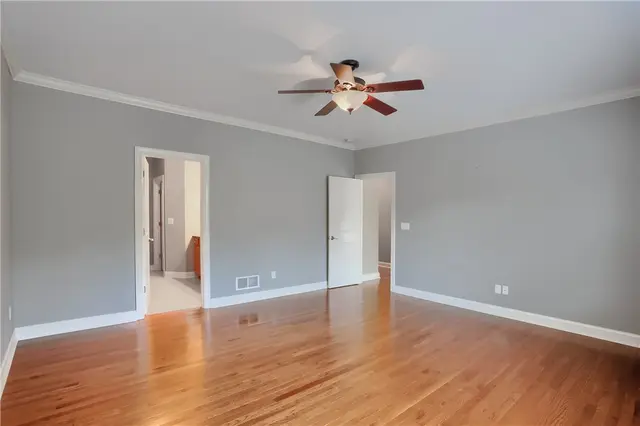 1403 Torrey Pine Drive gallery image 16