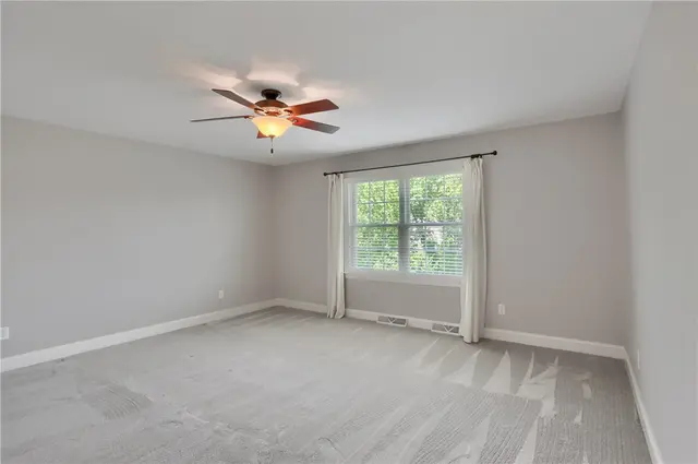 1403 Torrey Pine Drive gallery image 18