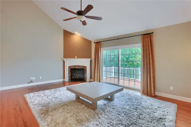 1403 Torrey Pine Drive gallery image 37