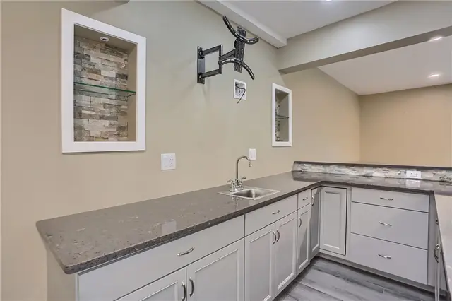 1403 Torrey Pine Drive gallery image 47