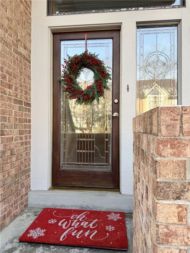 1404 Towne Square Dr gallery image 31