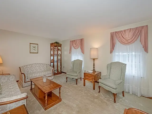 141 Clover Ln gallery image 30