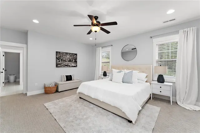 141 Seneca Pl gallery image 20